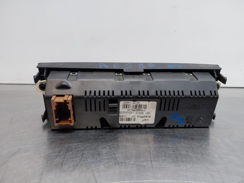 Recambio de pantalla multifuncion para peugeot 5008 (0u_, 0e_) 1.6 hdi referencia OEM IAM   