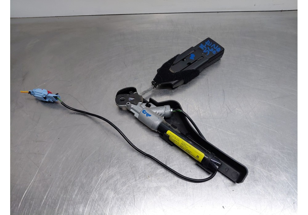 Recambio de pretensor airbag derecho para citroën c3 i (fc_, fn_) 1.4 hdi referencia OEM IAM   
