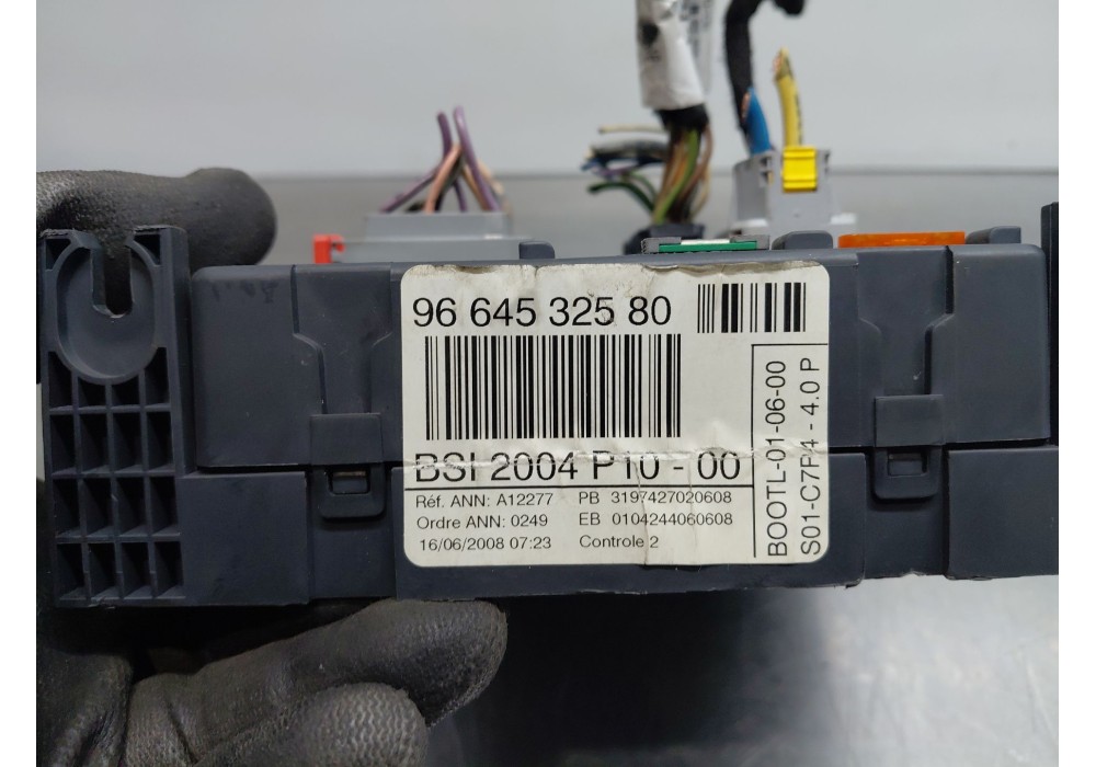 Recambio de caja reles / fusibles para citroën c3 i (fc_, fn_) 1.4 hdi referencia OEM IAM 9664532580  