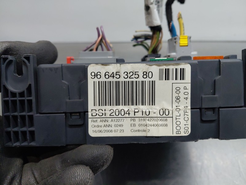 Recambio de caja reles / fusibles para citroën c3 i (fc_, fn_) 1.4 hdi referencia OEM IAM 9664532580  