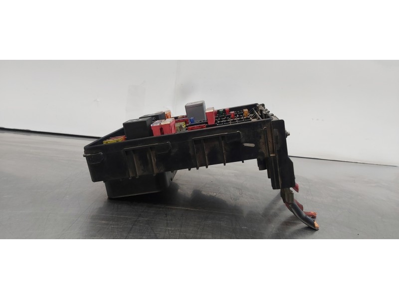 Recambio de caja reles / fusibles para volkswagen touran (1t1) advance referencia OEM IAM 1K0937124K  