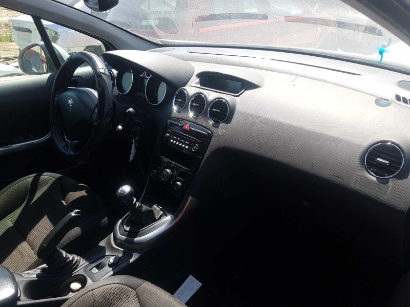 peugeot 308 sw del año 2008