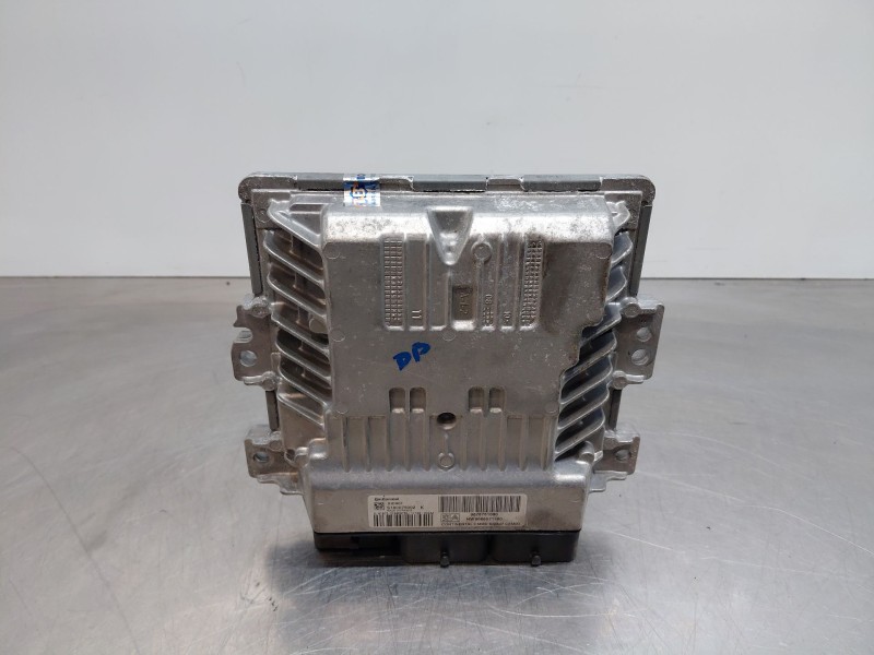 Recambio de centralita motor uce para peugeot 5008 (0u_, 0e_) 1.6 hdi referencia OEM IAM   