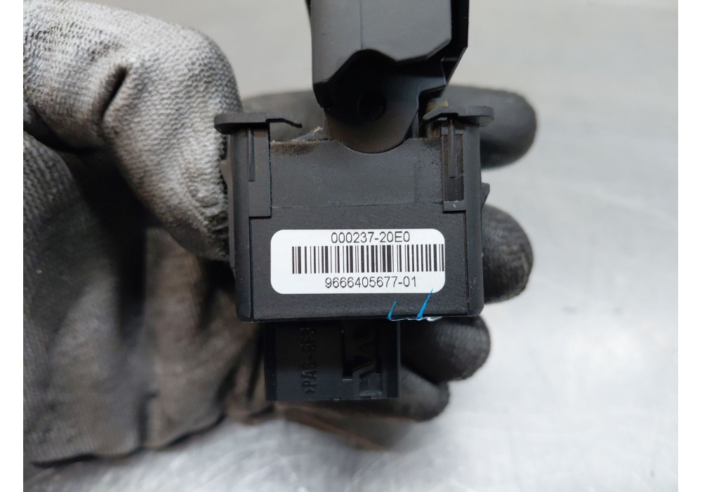 Recambio de palanca freno de mano para peugeot 5008 (0u_, 0e_) 1.6 hdi referencia OEM IAM   