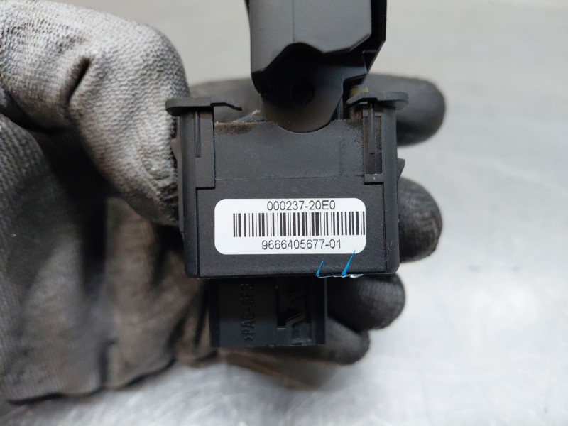 Recambio de palanca freno de mano para peugeot 5008 (0u_, 0e_) 1.6 hdi referencia OEM IAM   