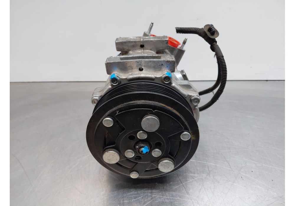 Recambio de compresor aire acondicionado para peugeot 5008 (0u_, 0e_) 1.6 hdi referencia OEM IAM   