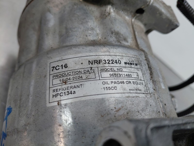 Recambio de compresor aire acondicionado para peugeot 5008 (0u_, 0e_) 1.6 hdi referencia OEM IAM   