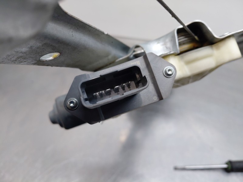 Recambio de elevalunas delantero izquierdo para peugeot 5008 (0u_, 0e_) 1.6 hdi referencia OEM IAM   