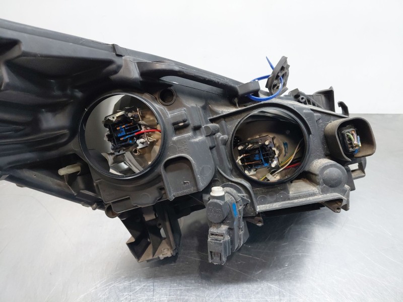 Recambio de faro izquierdo para peugeot 5008 (0u_, 0e_) 1.6 hdi referencia OEM IAM   