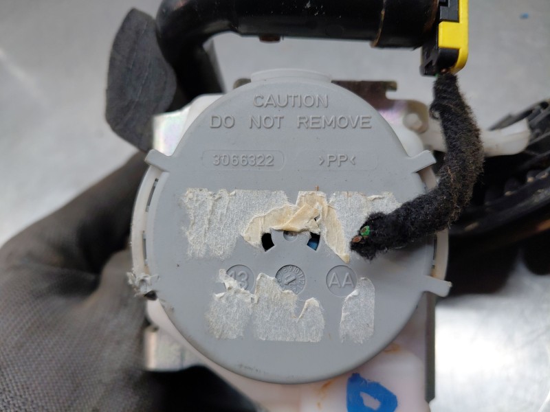 Recambio de cinturon seguridad delantero derecho para seat arona suv referencia OEM IAM   