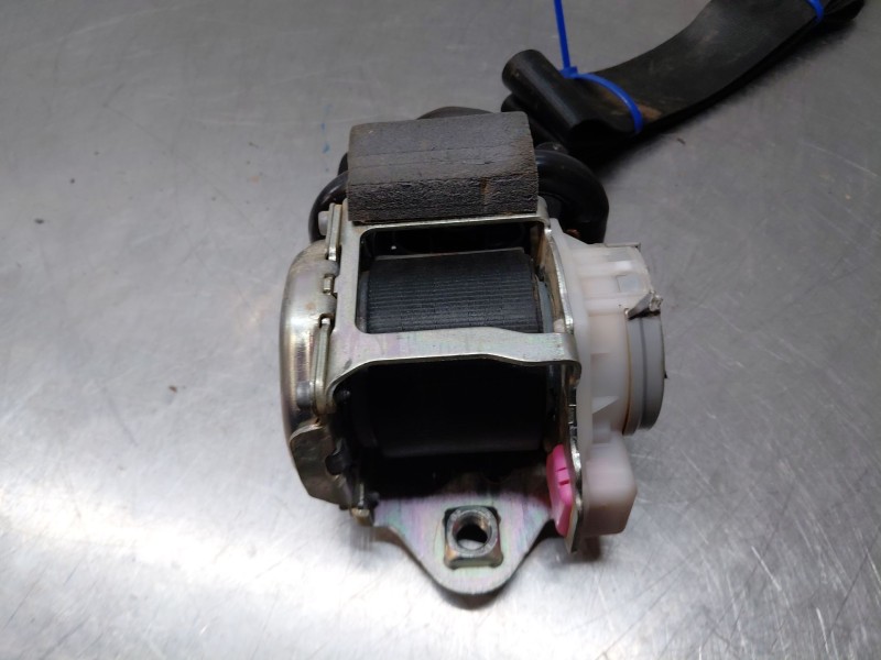 Recambio de cinturon seguridad delantero derecho para seat arona suv referencia OEM IAM   