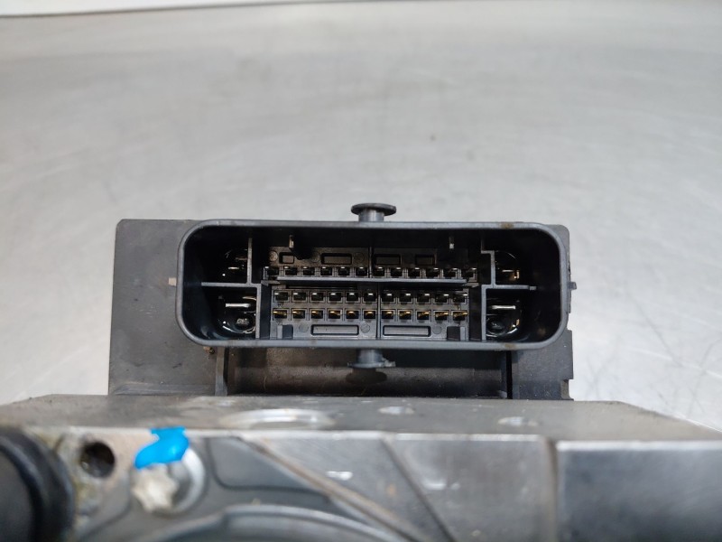 Recambio de abs para peugeot 5008 (0u_, 0e_) 1.6 hdi referencia OEM IAM   