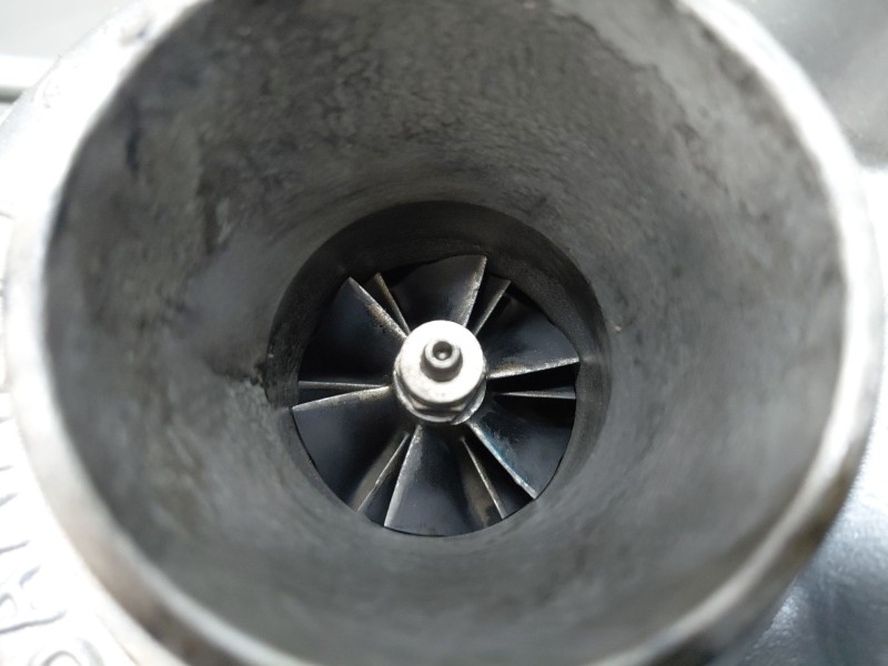 Recambio de turbocompresor para peugeot 5008 (0u_, 0e_) 1.6 hdi referencia OEM IAM   