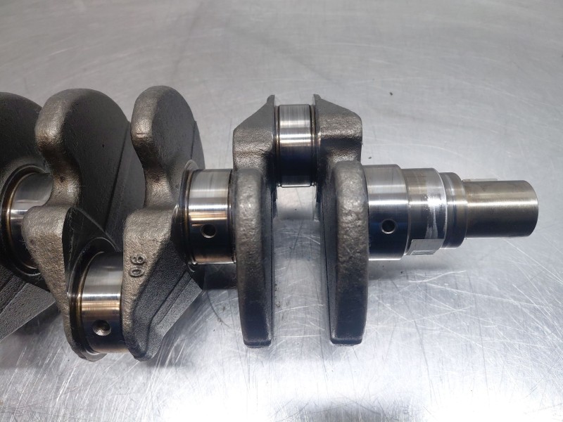 Recambio de cigueñal para peugeot 5008 (0u_, 0e_) 1.6 hdi referencia OEM IAM   