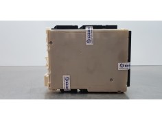 Recambio de caja reles / fusibles para toyota rav4 hybrid 4x2 advance referencia OEM IAM 8273042890   2
