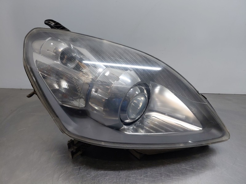 Recambio de faro derecho para opel zafira / zafira family b (a05) 1.9 cdti (m75) referencia OEM IAM   