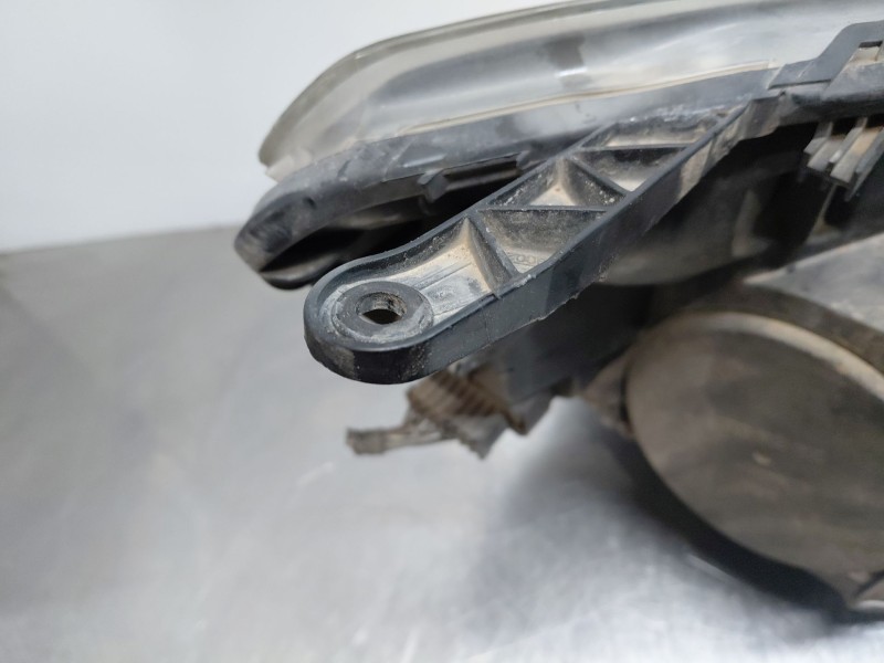 Recambio de faro izquierdo para opel zafira / zafira family b (a05) 1.9 cdti (m75) referencia OEM IAM   