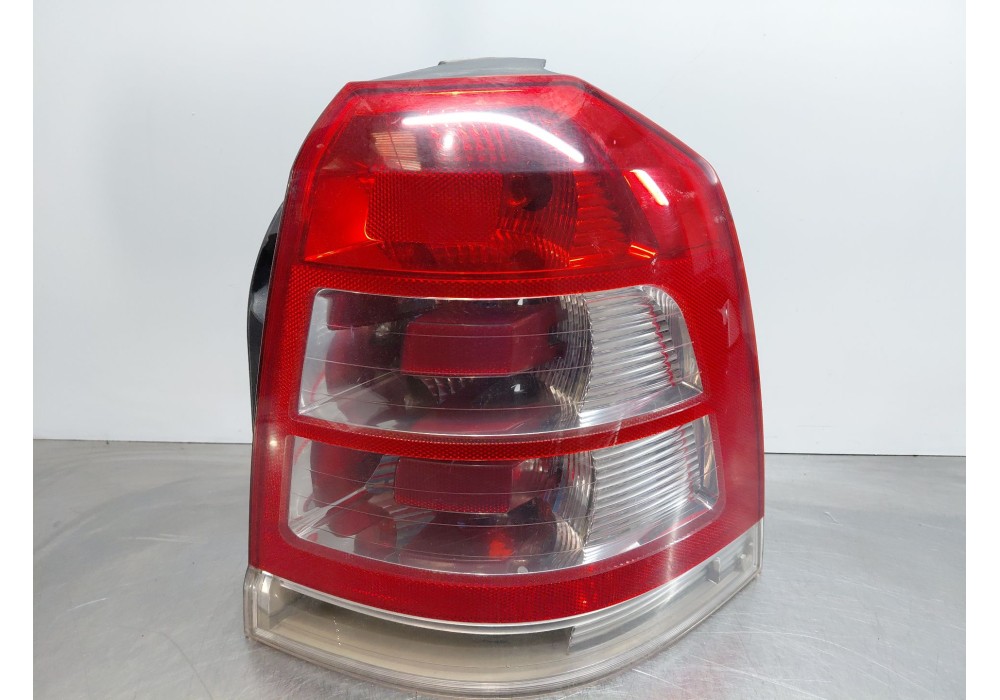 Recambio de piloto trasero derecho para opel zafira / zafira family b (a05) 1.9 cdti (m75) referencia OEM IAM   