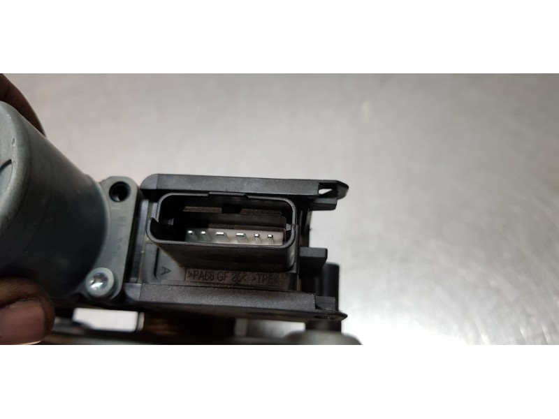 Recambio de elevalunas trasero izquierdo para peugeot 2008 (--.2013) active referencia OEM IAM 9816401580   Recambio de elevalunas trasero izquierdo para peugeot 2008 (--.2013) active referencia OEM IAM 9816401580