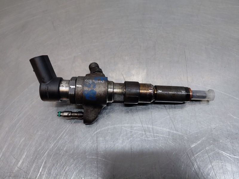 Recambio de inyector para peugeot 5008 (0u_, 0e_) 1.6 hdi referencia OEM IAM   