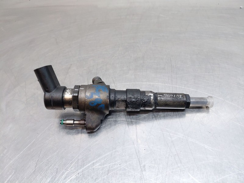 Recambio de inyector para peugeot 5008 (0u_, 0e_) 1.6 hdi referencia OEM IAM   