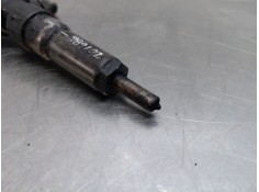 Recambio de inyector para peugeot 5008 (0u_, 0e_) 1.6 hdi referencia OEM IAM    2