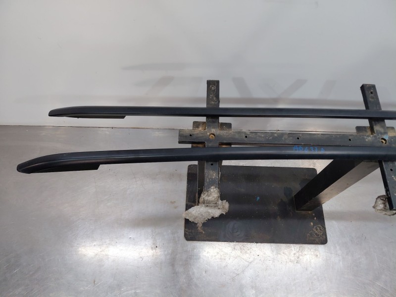 Recambio de barras techo para seat arona suv referencia OEM IAM   