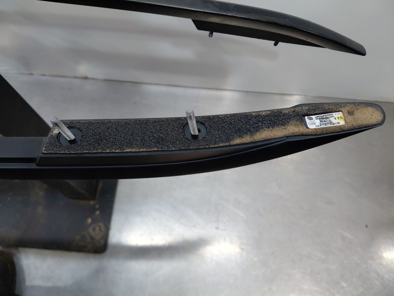 Recambio de barras techo para seat arona suv referencia OEM IAM   