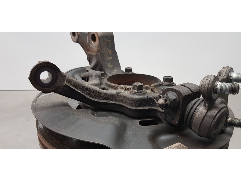 Recambio de mangueta delantera izquierda para hyundai tucson ix35 referencia OEM IAM 51715D7000  