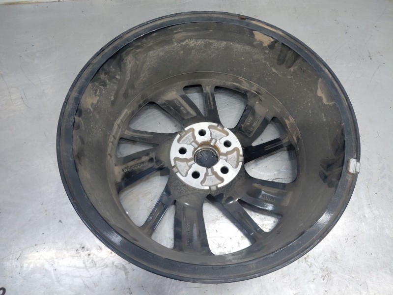 Recambio de llanta para mg zs confort referencia OEM IAM   