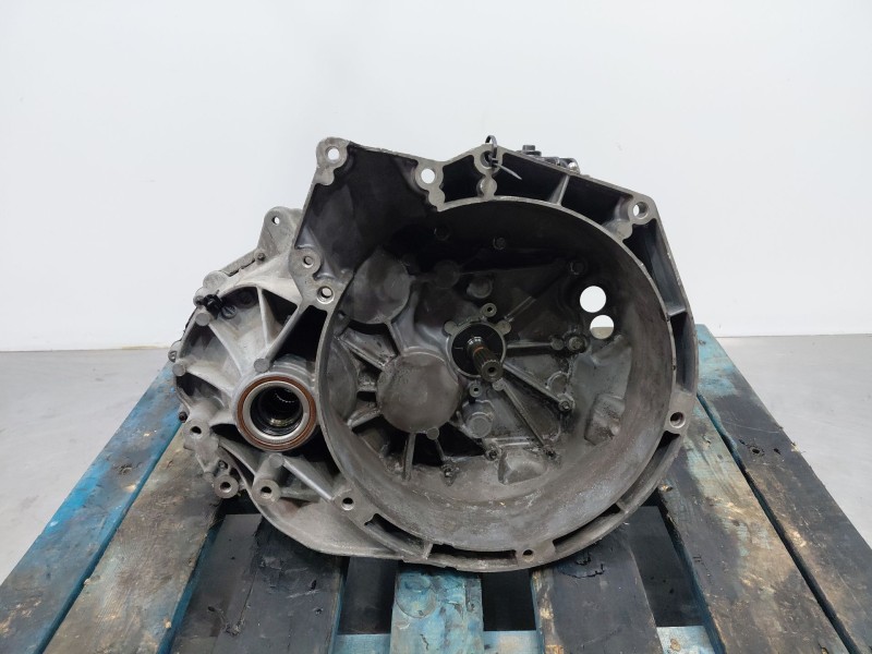 Recambio de caja cambios para volvo v40 momentum referencia OEM IAM CV6R7002GC  