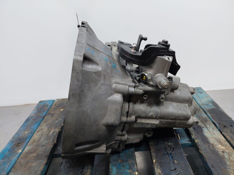 Recambio de caja cambios para volvo v40 momentum referencia OEM IAM CV6R7002GC  