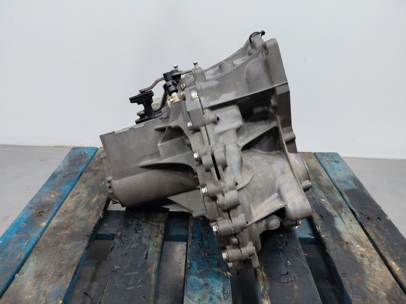 Recambio de caja cambios para ford transit courier trend referencia OEM IAM H1BR7002DFC  
