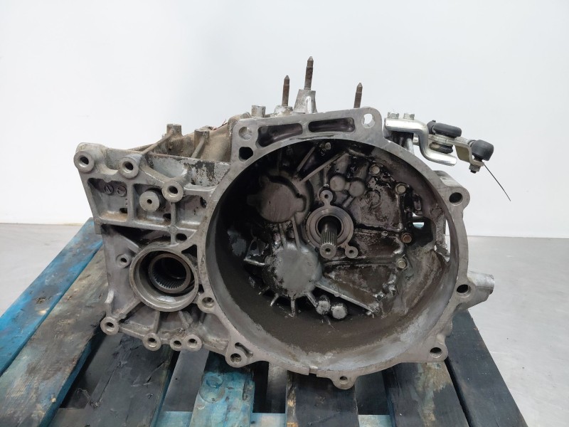 Recambio de caja cambios para mitsubishi outlander (cw0) 2.0 di-d invite referencia OEM IAM 2500A092  