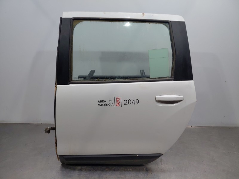 Recambio de puerta trasera izquierda para dacia lodgy laureate referencia OEM IAM 821017323R  
