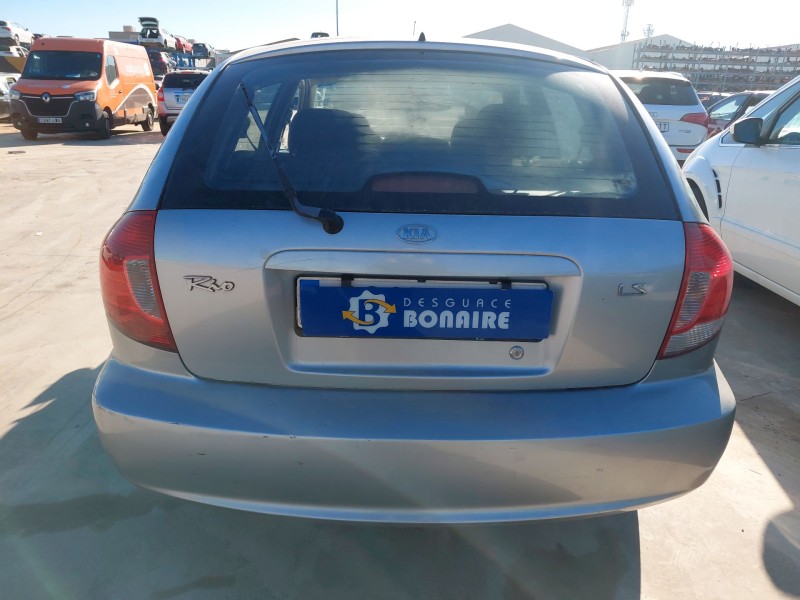 kia rio i hatchback (dc) del año 2004