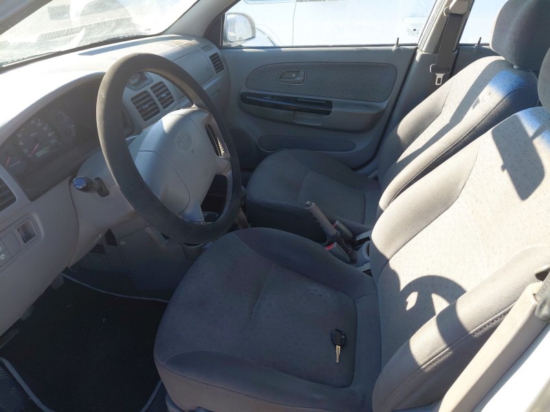 kia rio i hatchback (dc) del año 2004