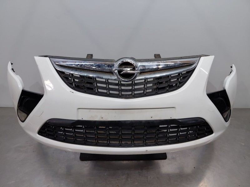 Recambio de paragolpes delantero para opel zafira tourer selective referencia OEM IAM 13354140  