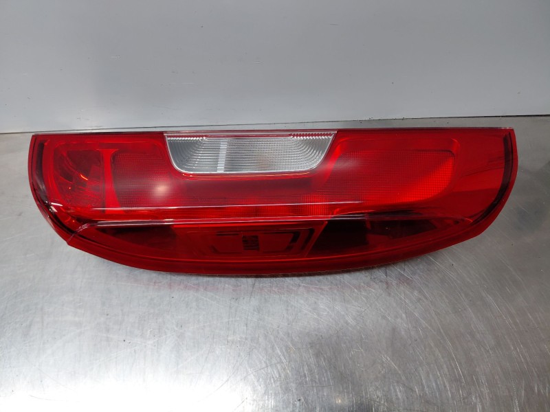 Recambio de piloto trasero derecho para fiat doblo ii cargo (263) multijet referencia OEM IAM   