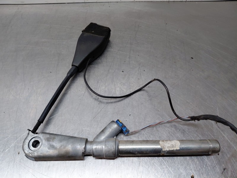 Recambio de pretensor airbag izquierdo para renault megane ii berlina 5p authentique referencia OEM IAM 8200616841 8200616857 