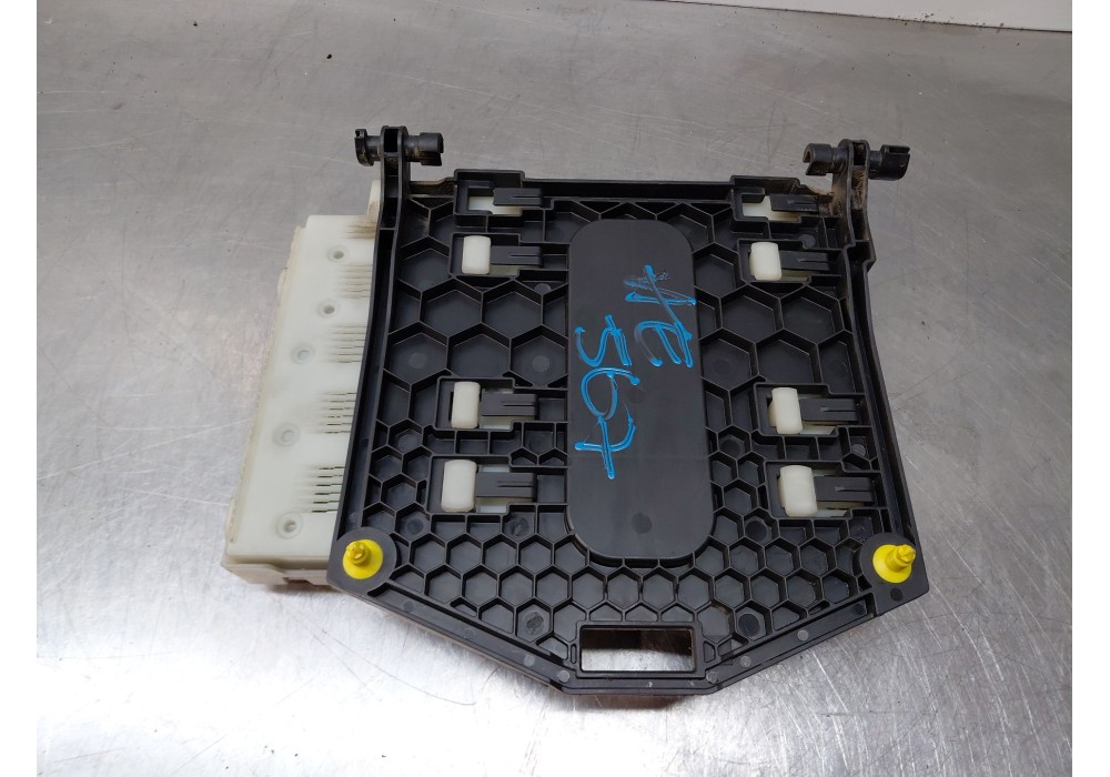 Recambio de caja reles / fusibles para ford s-max (wa6) 2.0 tdci referencia OEM IAM   