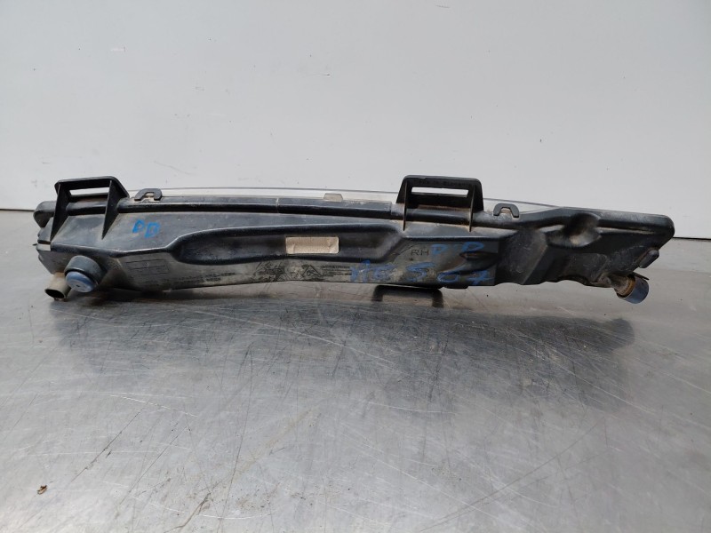 Recambio de faro antiniebla derecho para ford s-max (wa6) 2.0 tdci referencia OEM IAM   