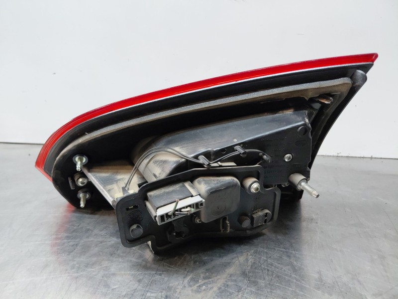 Recambio de piloto trasero izquierdo interior para ford s-max (wa6) 2.0 tdci referencia OEM IAM   