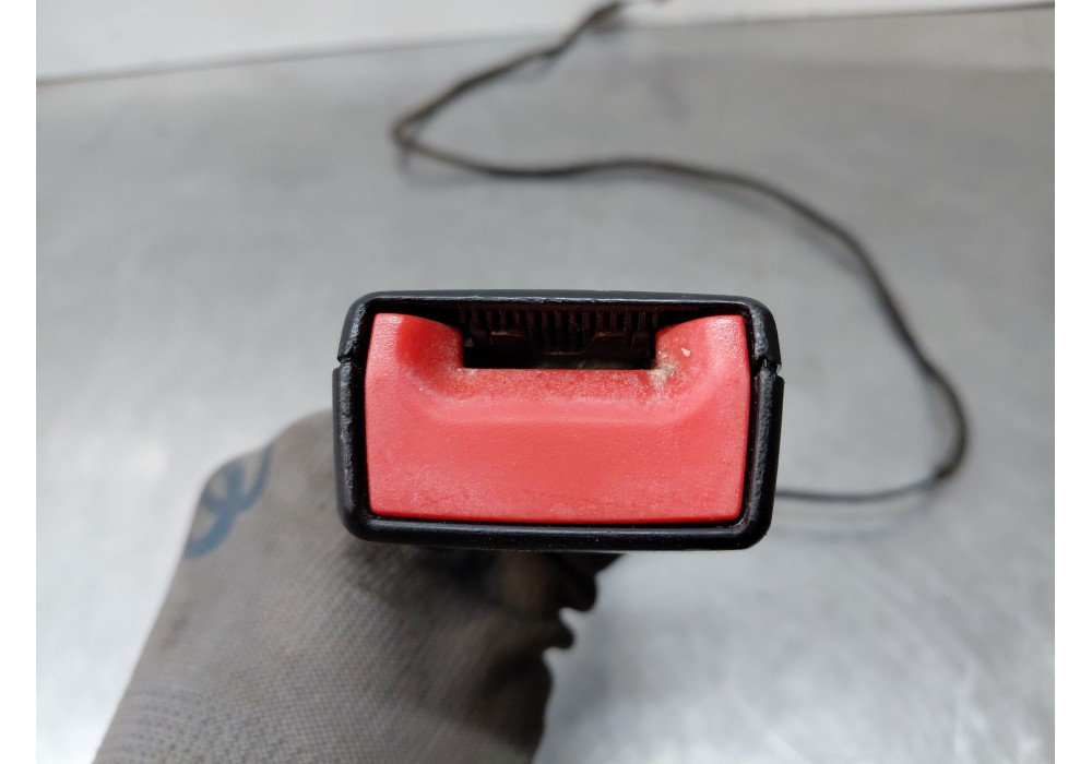 Recambio de enganche del cinturon delantero izq para ford s-max (wa6) 2.0 tdci referencia OEM IAM   