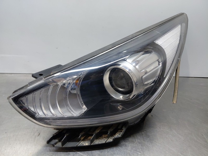Recambio de faro izquierdo para kia niro concept referencia OEM IAM   
