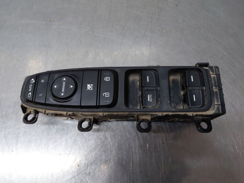 Recambio de mando elevalunas delantero izquierdo para kia niro concept referencia OEM IAM   