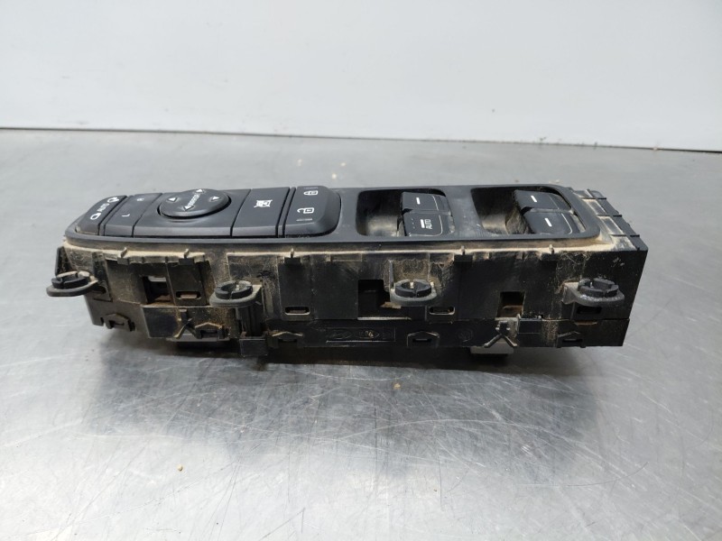 Recambio de mando elevalunas delantero izquierdo para kia niro concept referencia OEM IAM   