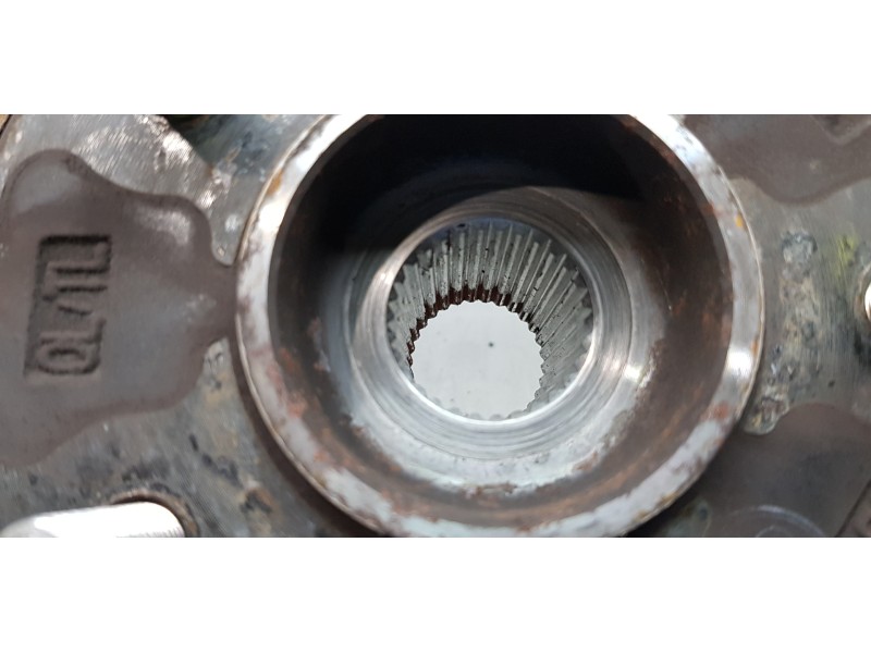 Recambio de mangueta delantera izquierda para hyundai tucson ix35 referencia OEM IAM 51715D7000  