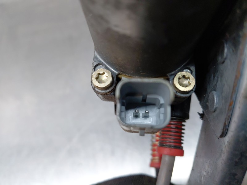 Recambio de elevalunas delantero izquierdo para citroën xsara (n1) 1.6 i referencia OEM IAM 9221H4  