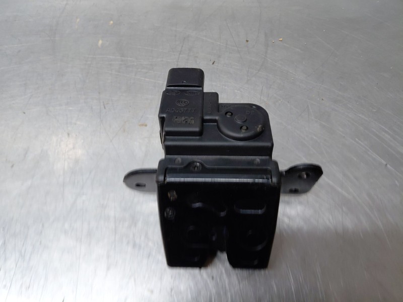 Recambio de cerradura maletero / porton para kia niro concept referencia OEM IAM   